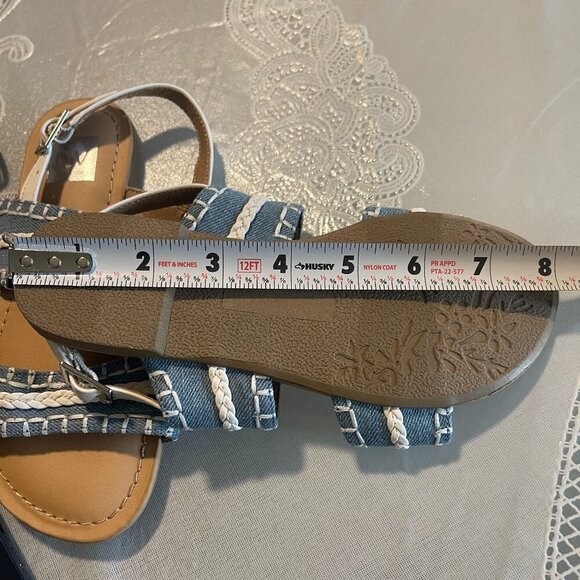 Dolce Vita # 1 girls' sandal with a denim design. All man-made materials. - Picture 4 of 6